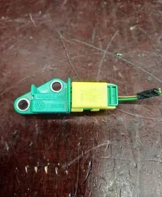 Audi A4 S4 B8 8K Airbag deployment crash/impact sensor 1K0909606C 5WK43544