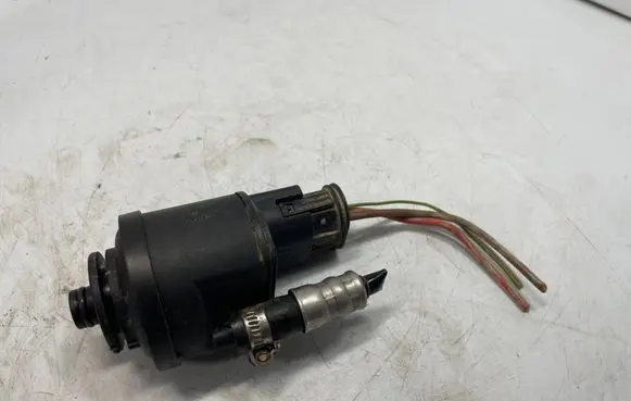 BMW 5 E60 E61 Fuel filter heater 7806684 7802939 13327802939