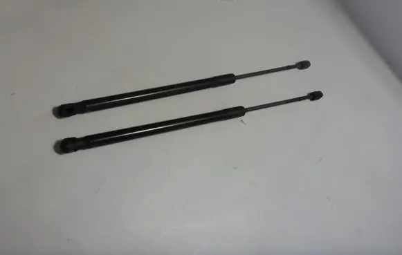 Skoda Rapid (NH) Tailgate strut 