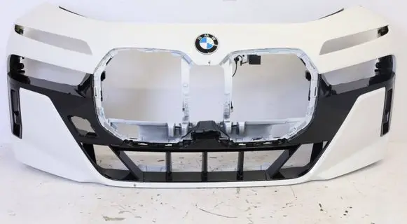 BMW 7 G70 Front bumper 87654322