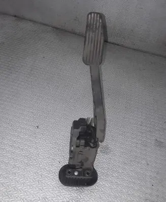 Volvo S60 Accelerator throttle pedal 9496822