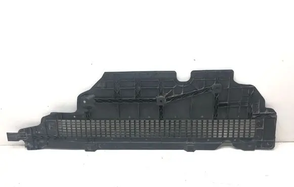 Renault Clio IV Center/middle under tray cover 555286563R