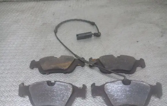 BMW 3 E46 Brake pads (front) 