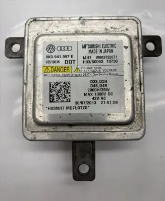 Audi A4 S4 B8 8K Headlight ballast module Xenon 8K0941597E W003T22071 03468649