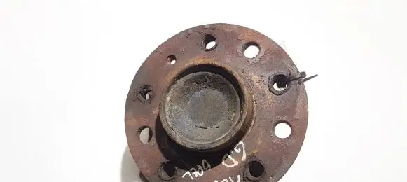 Opel Astra G Rear wheel hub 