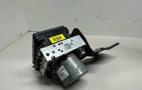 KIA Rio ABS Pump 58910H8410 HGKM0E13H2E0326