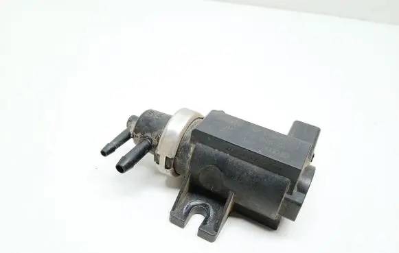 Audi A3 S3 8L Turbo solenoid valve 1J0906627