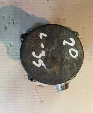 Renault Megane II Vacuum pump 8200175167 22380014