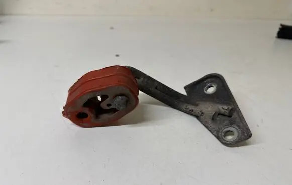 Muffler mount bracket/holder