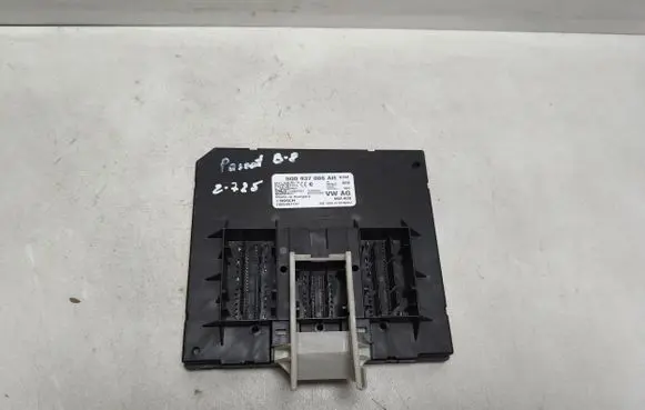 Volkswagen PASSAT B8 Comfort/convenience module 5Q0937086AH