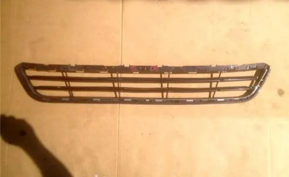 Ford Mondeo MK V Front bumper lower grill