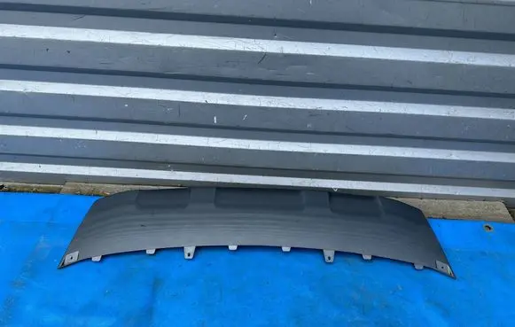 Audi Q3 8U Front bumper lip 8U0807733C
