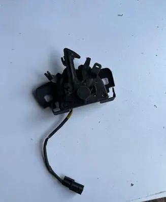 Renault Captur Engine bonnet/hood lock/catch 656011705R 13116