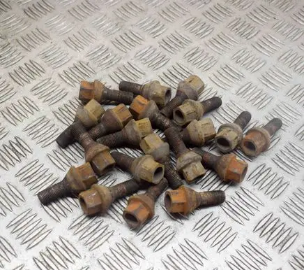 Citroen Jumper Nuts/bolts 