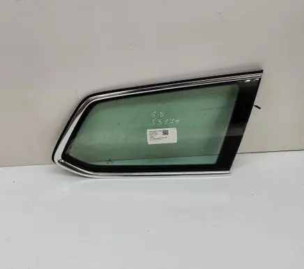 Volkswagen PASSAT B8 Rear side window 3G9845298 43R00032