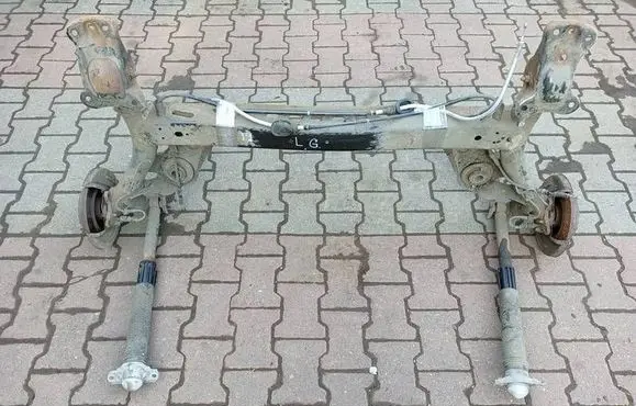 Seat Leon (5F) Rear beam 