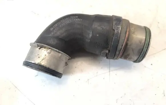 Volkswagen Touran I Intercooler hose/pipe 1T0145790B