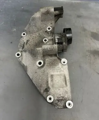 Ford Mondeo MK IV Generator/alternator bracket 9662533080