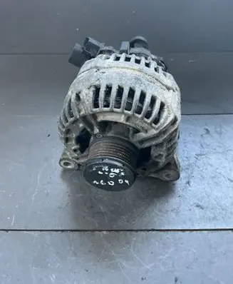 Citroen C4 I Generator/alternator 0124525035