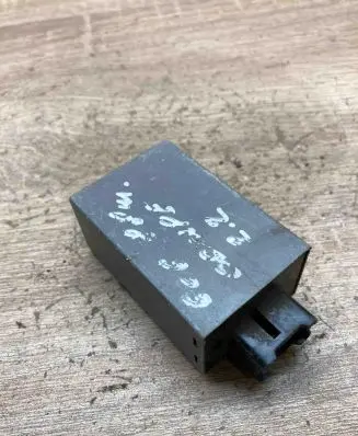 Mazda 626 Other control units/modules TypeGJ85 DC12V TailLampChecker
