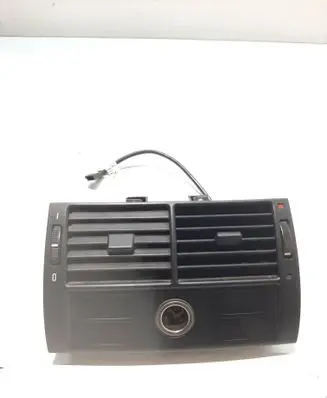 BMW X5 E53 Rear air vent grill 8409081 8370910 8370911