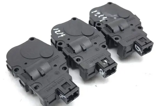BMW i3 Air flap motor/actuator EFB4923 16122014 CZ1139301400