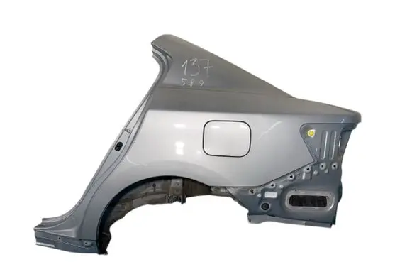 Toyota Avensis T270 Rear quarter panel 6160205130 6160605901 6106805901