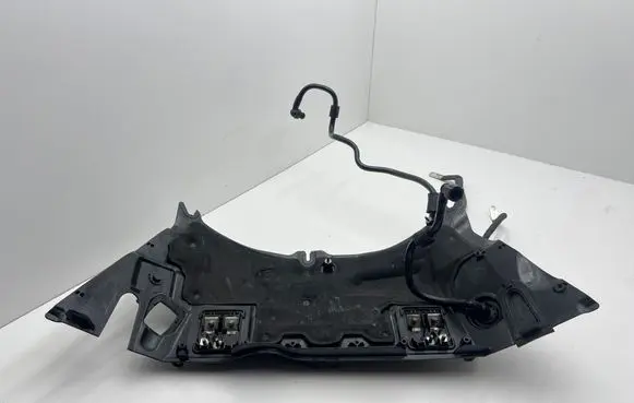 Mercedes-Benz C W205 Other engine bay part A2056207501 A2054401636 A2054402236