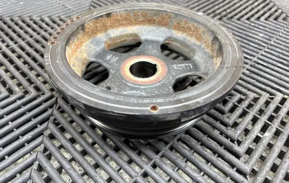 Porsche Panamera (970) Crankshaft pulley 94610224101