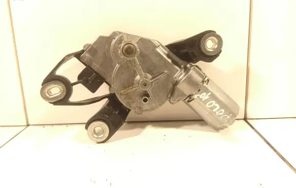 Volkswagen Polo V 6R Rear window wiper motor 5K6955711B 0390201216 110830