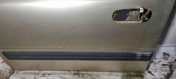 Honda CR-V Front door trim (molding) 