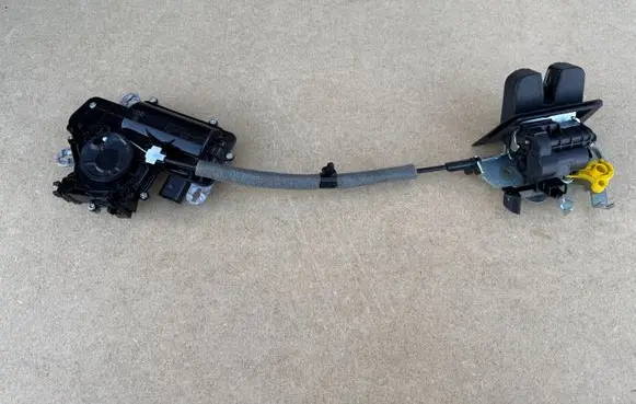 Audi Q8 Tailgate/trunk/boot lock/catch/latch 4M0827506D
