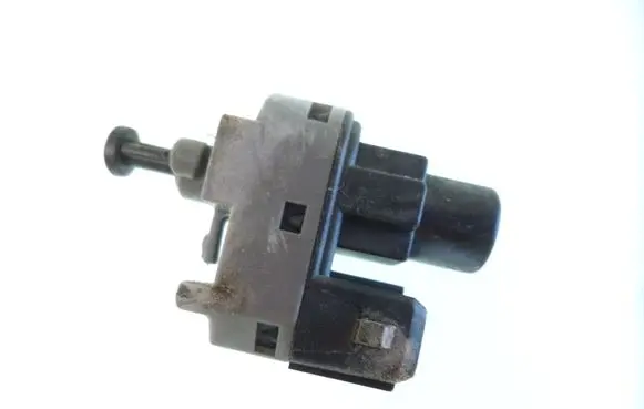 Ford Mondeo Mk III Brake pedal sensor switch 1S7T13480AA