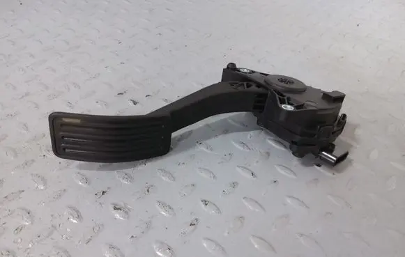 Nissan Murano Z51 Accelerator throttle pedal 180021AA0B