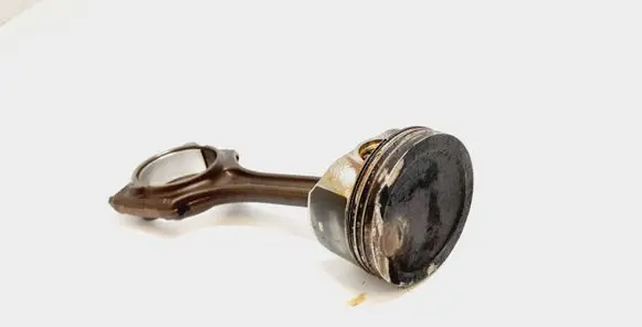 Volvo XC90 Piston with connecting rod