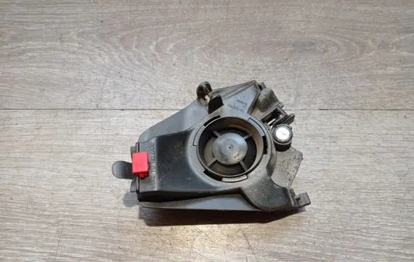 Volvo V70 Parcel shelf speaker 8633992