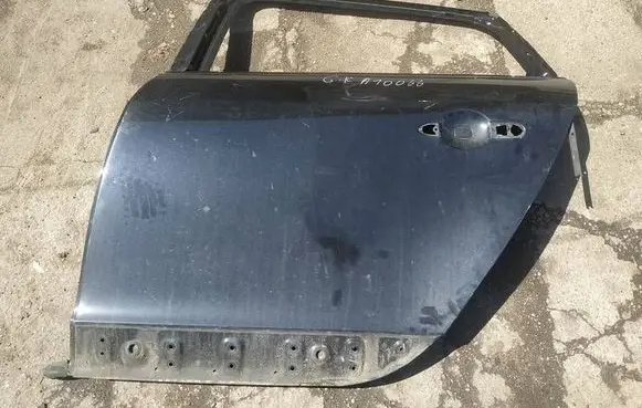 Renault Megane III Rear door juodos