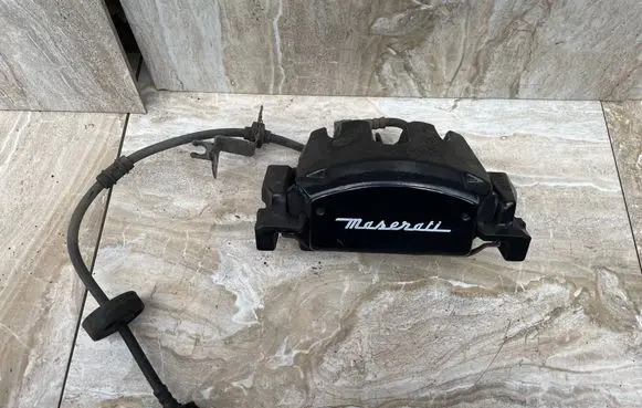Maserati Levante Front brake caliper 670039847 4866 98460