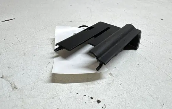 BMW 6 F06 Gran coupe Front driver seat rail trim 7228297