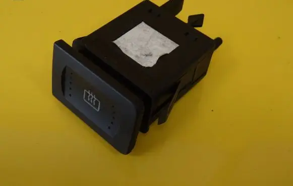 Windscreen/window heater switch