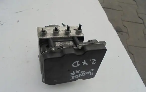 Jaguar XF X250 ABS Pump
