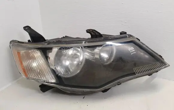 Mitsubishi Outlander Headlight/headlamp