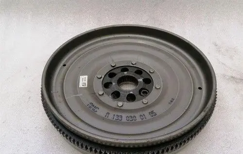 Mercedes-Benz CLA C117 X117 W117 Flywheel A1330300105