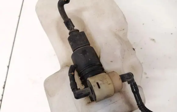 Audi A3 S3 8L Windscreen/windshield washer pump