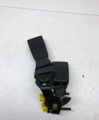 Mercedes-Benz E W212 Rear seatbelt buckle A2128600469
