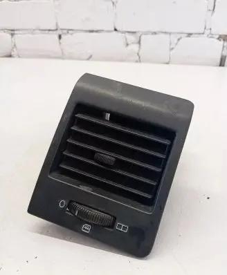 Mercedes-Benz Vito Viano W638 Dashboard side air vent grill/cover trim 6388311060 6388311260 6388310760