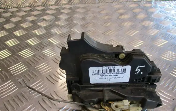 Subaru Legacy Front door lock