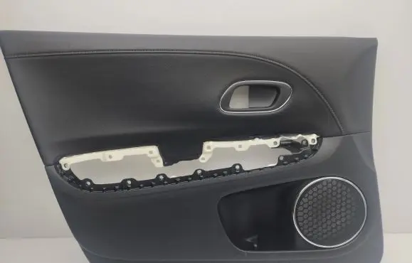 Honda HR-V Front door card panel trim