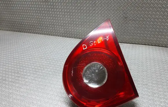 Volkswagen Golf V Tailgate rear/tail lights