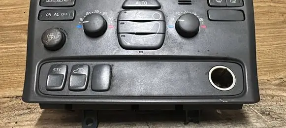 Volvo S80 Climate control unit 9496811